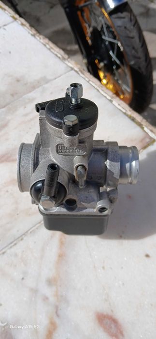Carburador dellorto24