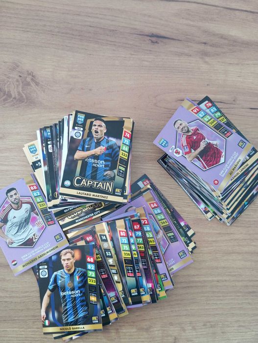 Karty Panini FIFA 2025