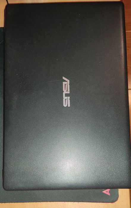 Portátil ASUS X551C