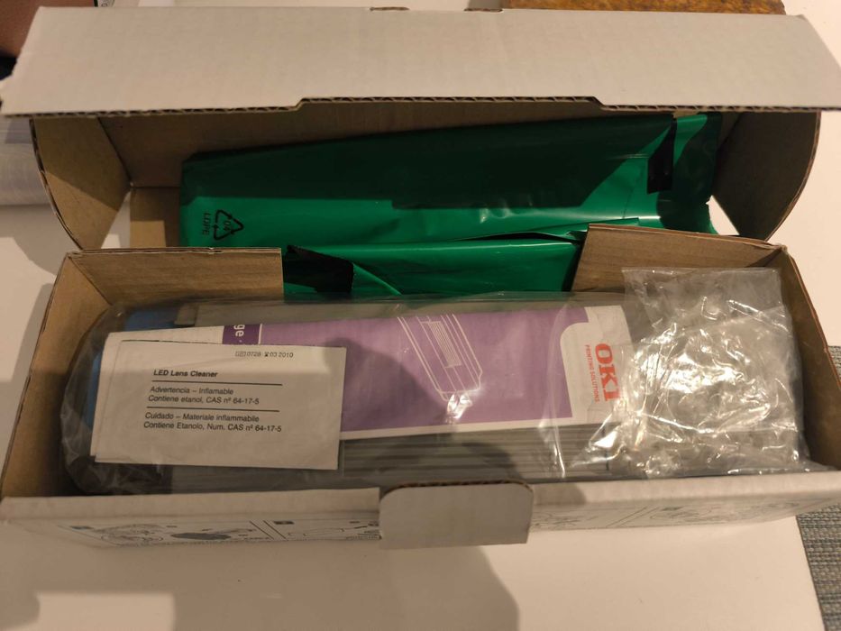 Tinteiro original OKI C5600 C5700 cartucho 6000 páginas toner preto