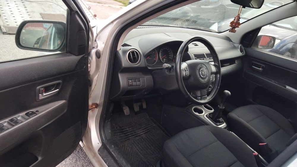 FAROLINS VENDIDOS MAZDA 2 (DY) 1.2I DE 2007 DISPONÍVEL PARA PEÇAS