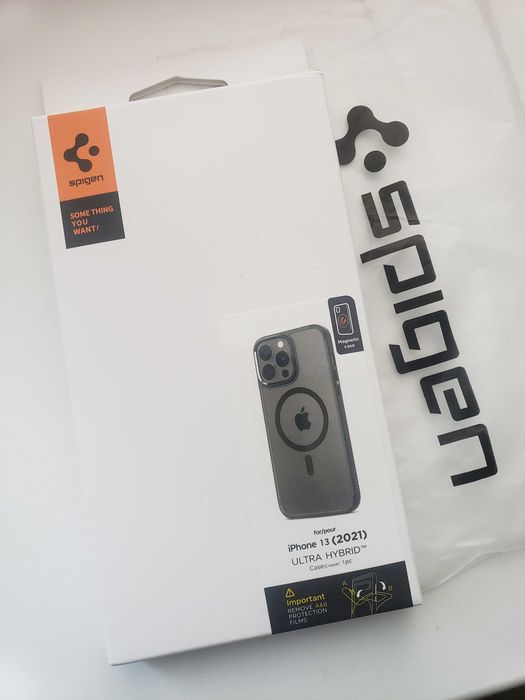 Чехол Ultra Spigen Iphone 13-14