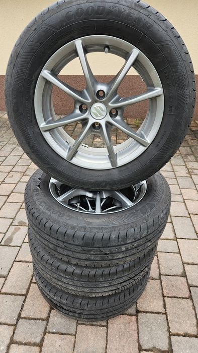 Felgi aluminiowe wraz z oponami