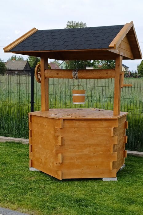 Studnia ogrodowa.Obudowa studni.Zabudowa studni.