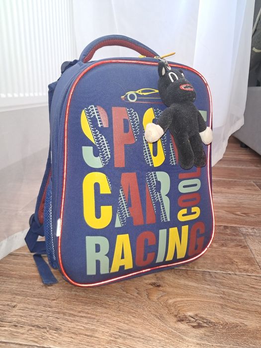 Шкільний ортопедичний рюкзак.