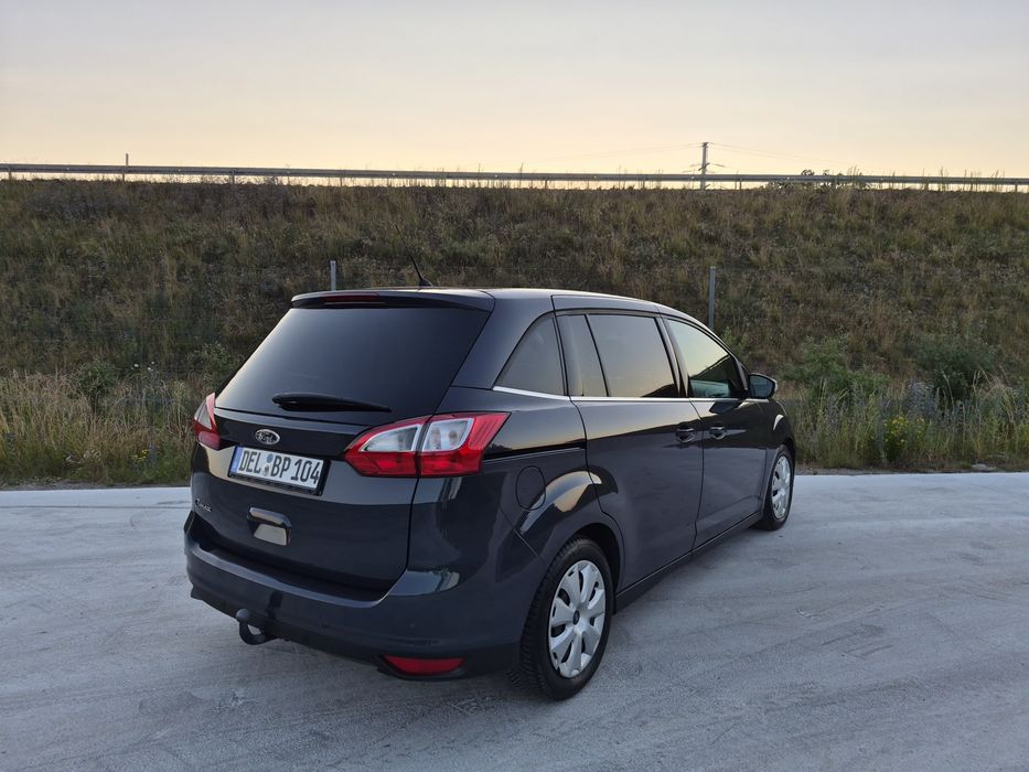 Ford Grand C-Max *7osób *Klima *Bezwypadkowy *Hak *GotowyDoRejstracji