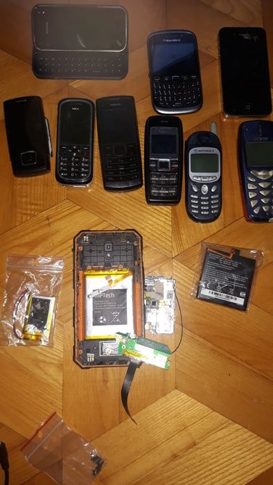 Telefony cały zestaw