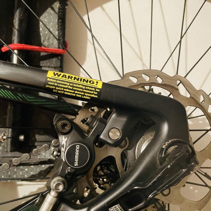 Vendo Bicicleta GT de carbono 27.5