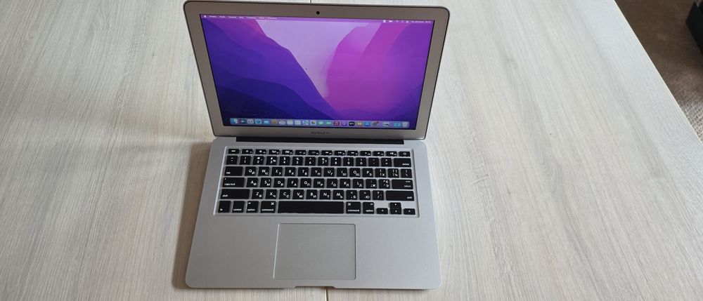 Apple MacBook Air 13" 2015 i5/8Gb/256Gb