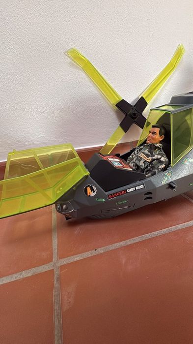 Helicóptero Action Man