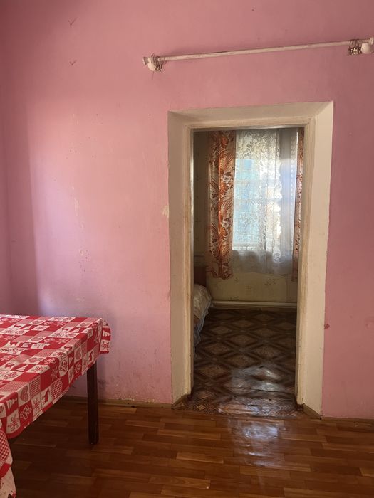 Продам будинок смт.Приютівка
