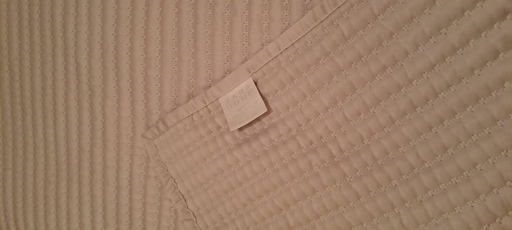 Colcha casal Zara Home