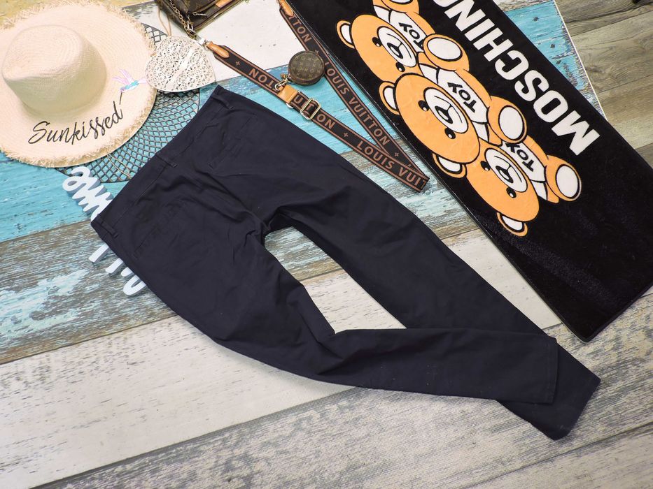 Asos Granatowe spodnie chino 33/32