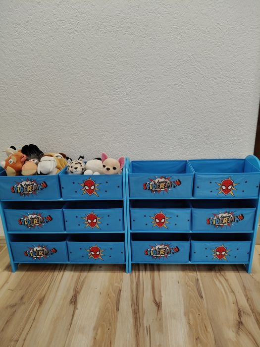 Półki regał szafeczka na zabawki, pierdółki spider-man seria Marvel