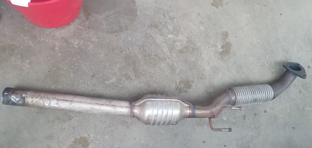 Catalisador  do w bora 2002