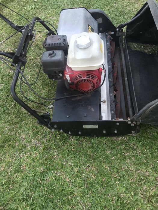 Vendo maquina de relva modelo buffalo”34”. ALLETT”