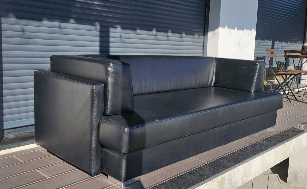 Sofa preto em pele