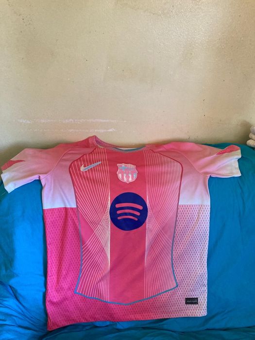 FC Barcelona 25/26 Pink Jersey