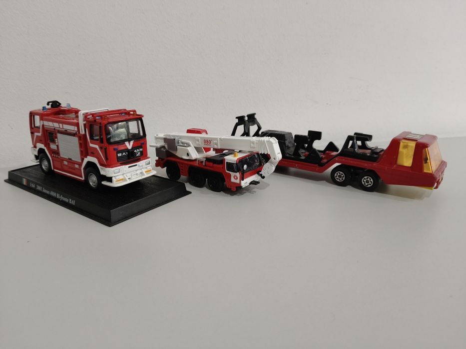Miniaturas de veículos de bombeiros, escala 1:50 e 1:55