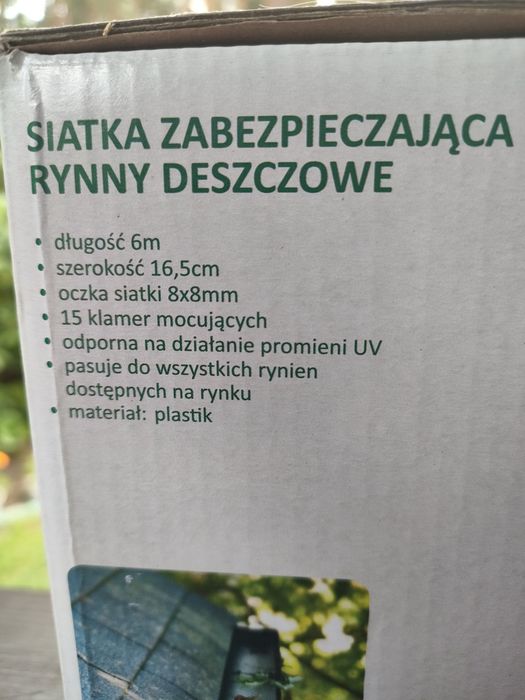 Siatka zabezpieczająca rynny dachowe