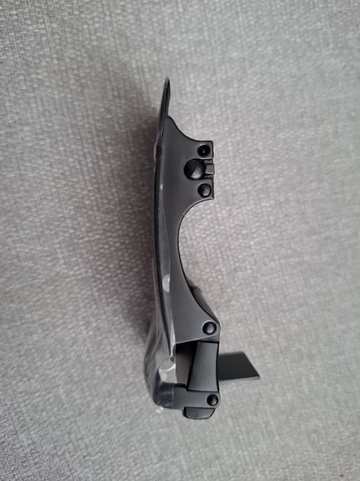 Nowa metalowa klamra do paska 4 cm x 9 cmm