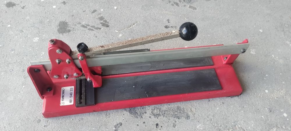 Maquina de cortar tijoleira