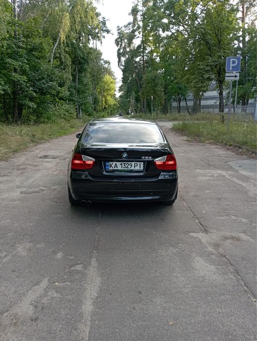 Продам Bmw E90 325i