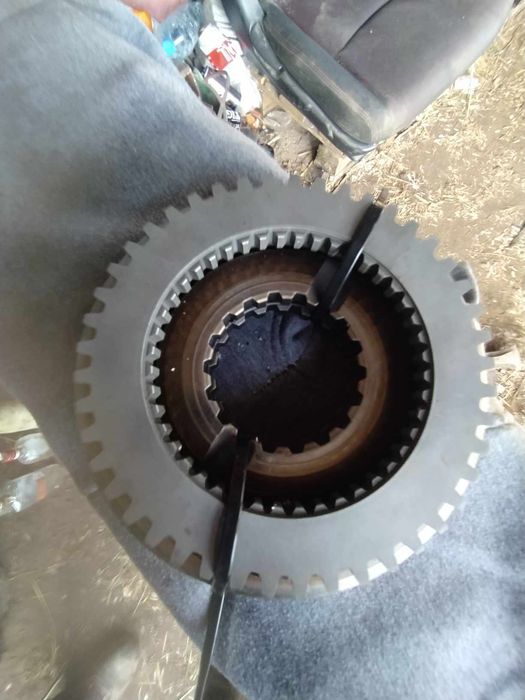 Części do skrzyni, synchronizator z przesówką renault 175.74