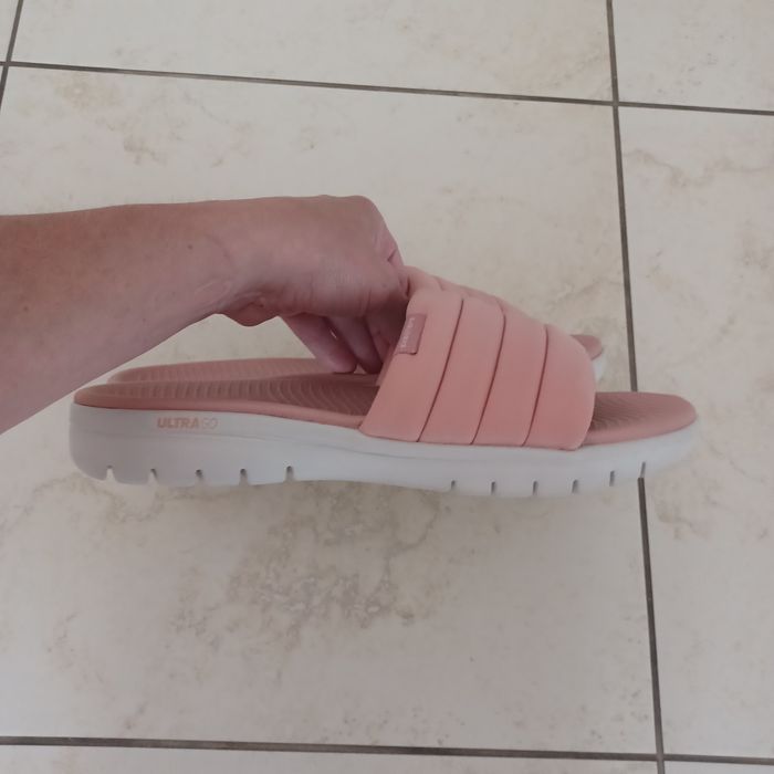Klapki SKECHERS Ultra Go raz założone 40/27 cm