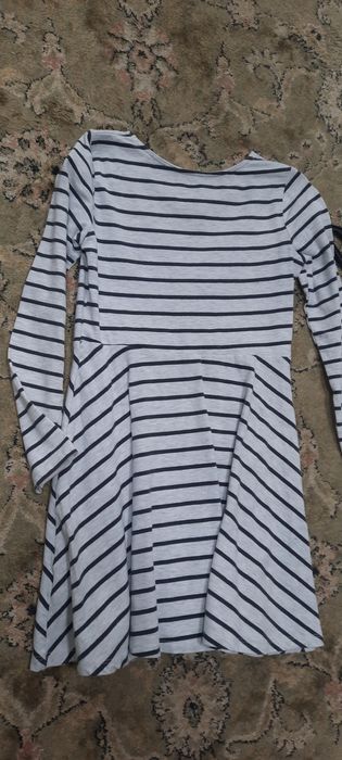 Sukienka H&M 134/140 basic