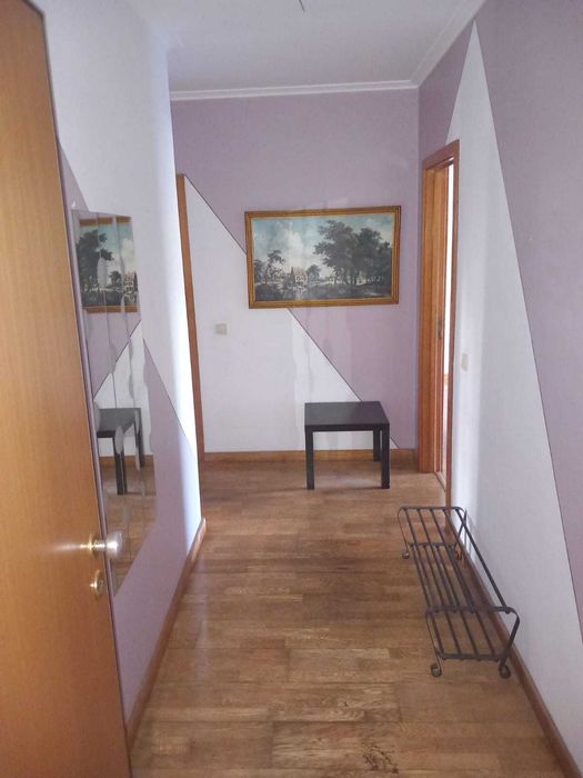 Arrendamento de apartamento T2+1 em Valadares