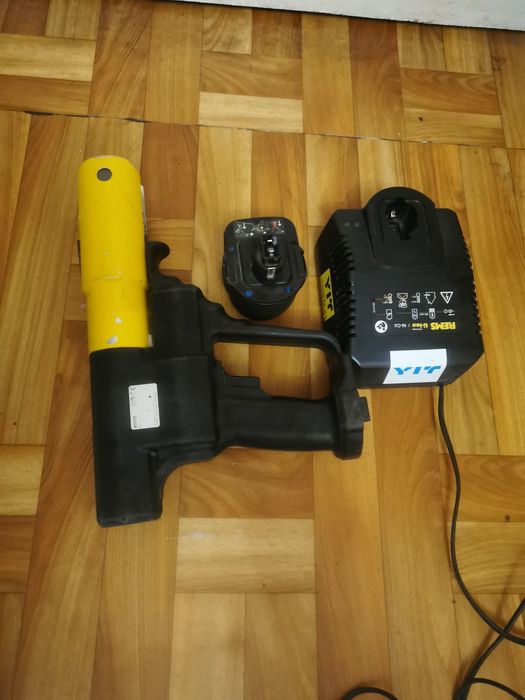 Zaciskarka Akumulatorowa prasa REMS Mini-Press