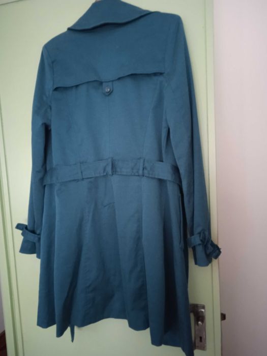 Casaco gabardine azul turquesa