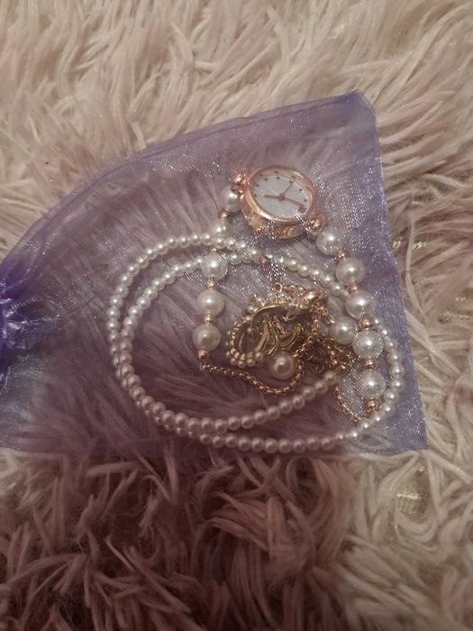 Продаю набір нових прикрас