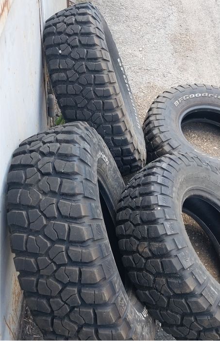 BFGoodrich Mud-Terrain T/A  265/75 R16 123/120Q