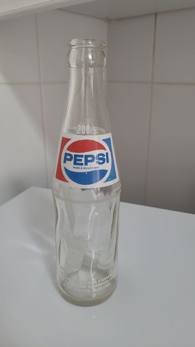 Garrafa antiga de Pepsi-Cola pirogravada, 200cc