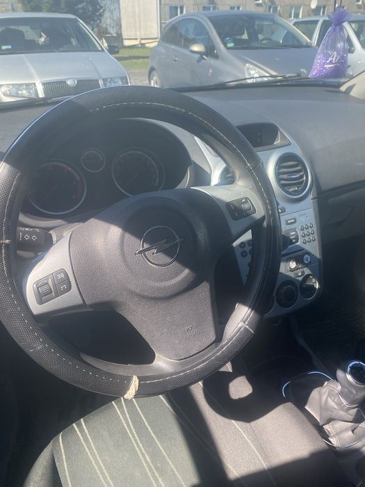 Opel Corsa D 2009 1.3 CDTI
