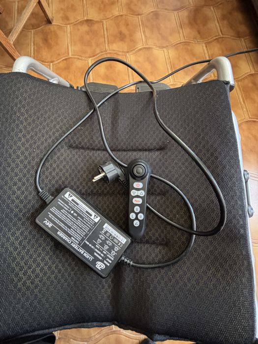 Cadeira de rodas eletrica