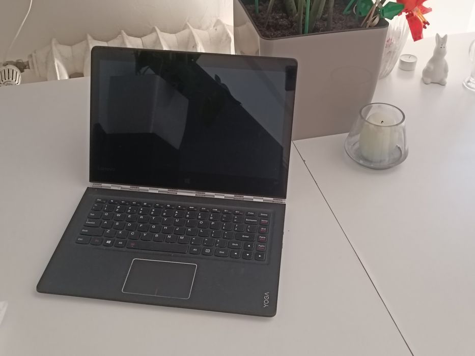 Laptop Lenovo Yoga 900