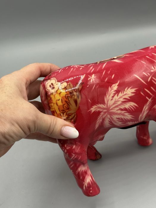 Skarbonka krowa czerwona