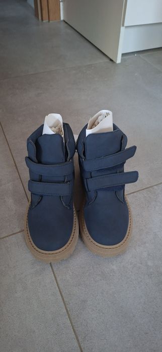 Eleganckie buty dla chłopca
