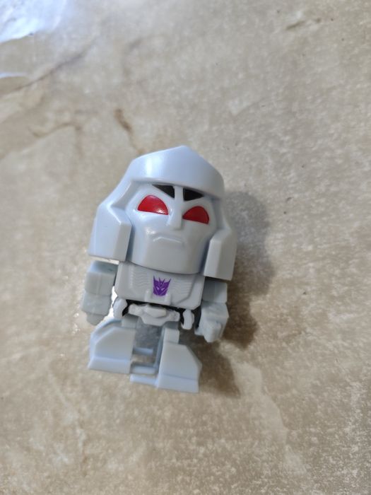 Іграшка Мегатрон з Макдональдс