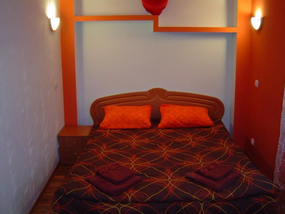 Квартира подобово 2 кімн. Ужгород. 6 хв до центру, поряд  ж\д вокзал