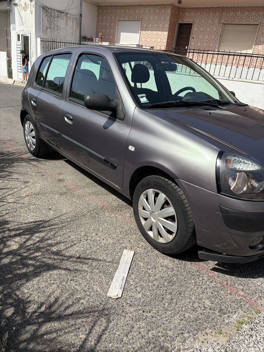 Renault clio 2003