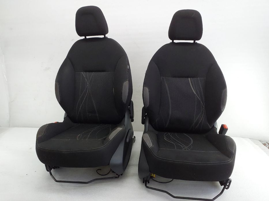 Conjunto de bancos PEUGEOT 208