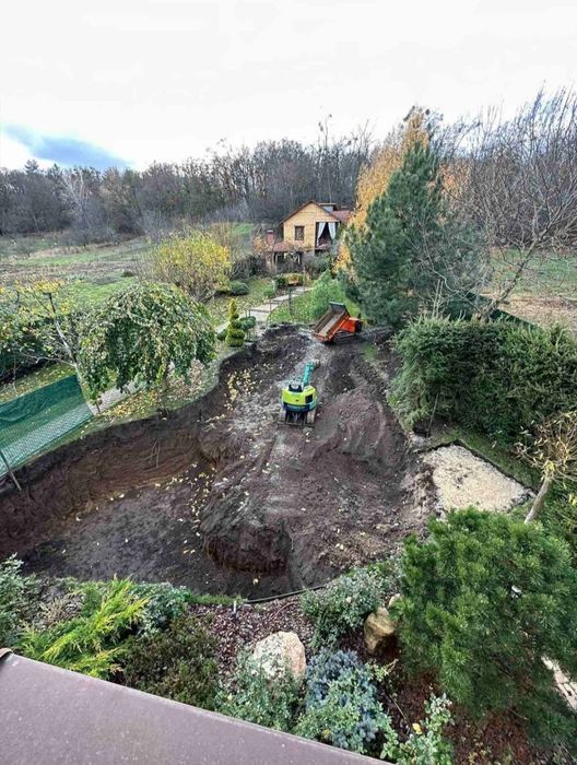 Бассейн ,Аренда мини экскаватора и мини самосвала. Оренда