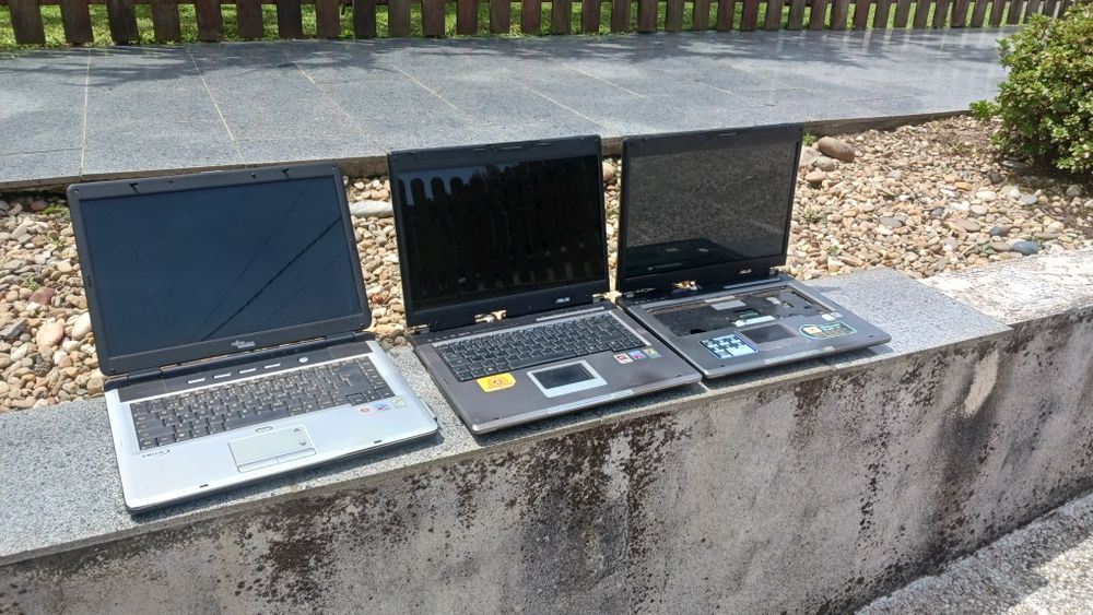 Lote computadores portáteis avariados Asus A6000 siemens