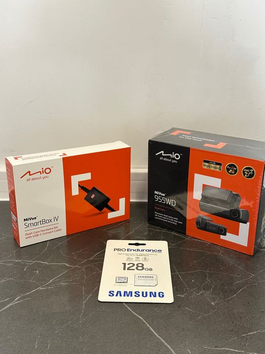 Zestaw Wideorejestrator MIO MiVue 955WD + Smart Box IV + 128gb karta pamięci