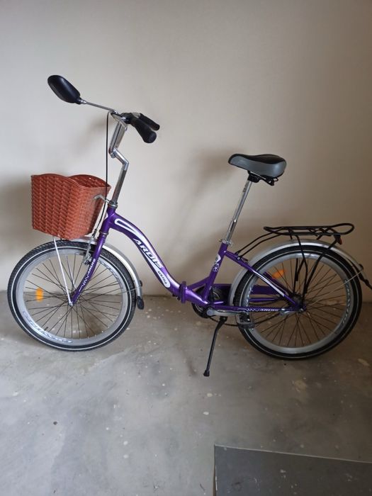 Продам велосипел в гарному стані з мінімальним пробігом