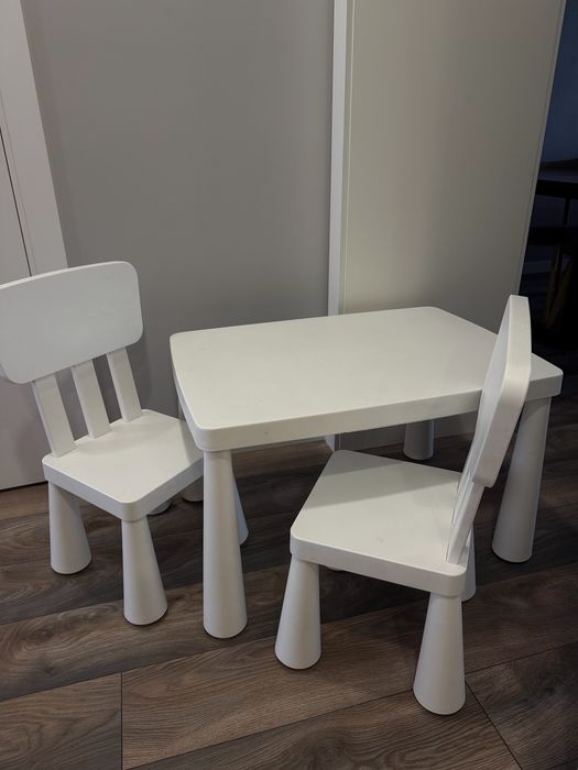 Набір дитячий IKEA Стіл і два стільця Икеа Mummut
